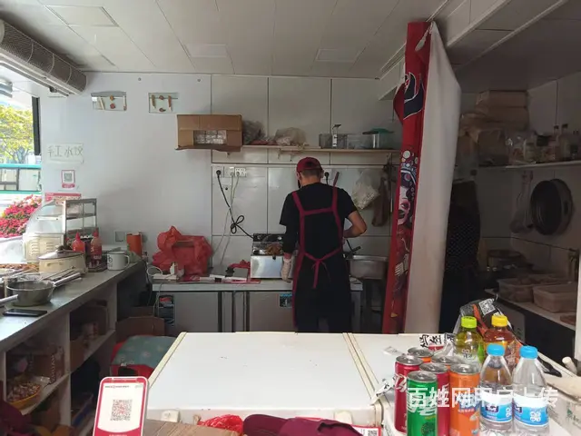 （51旺铺推荐）解放路步行街15平小吃店转让 - 图片 9