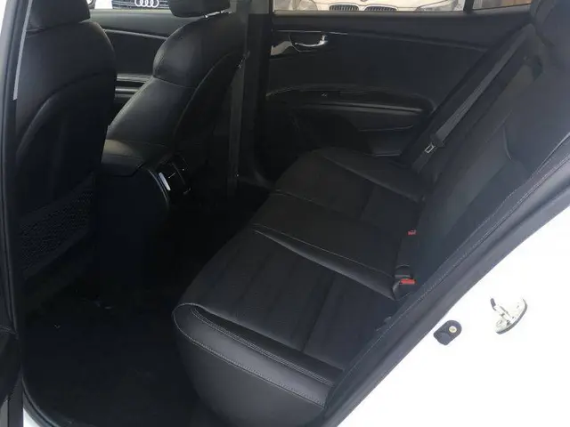 起亚K4 2015款 1.8 手自一体 GLS S - 图片 8