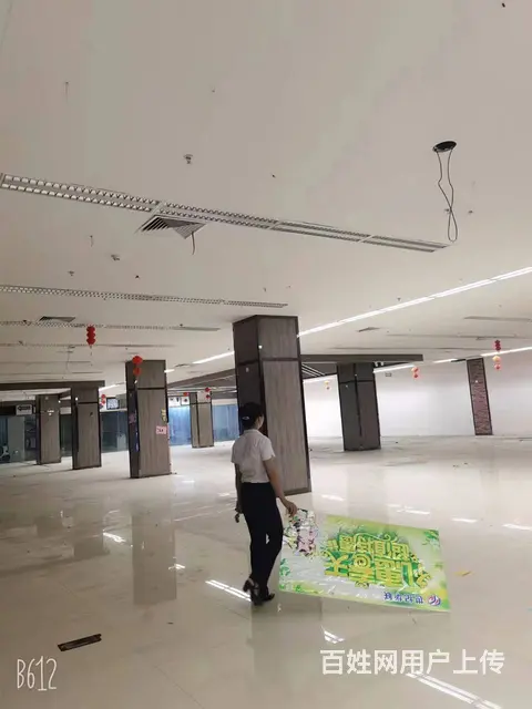 旺铺出租 位置优越 客流量大 做生意的好地方 可整租可分租 - 图片 4