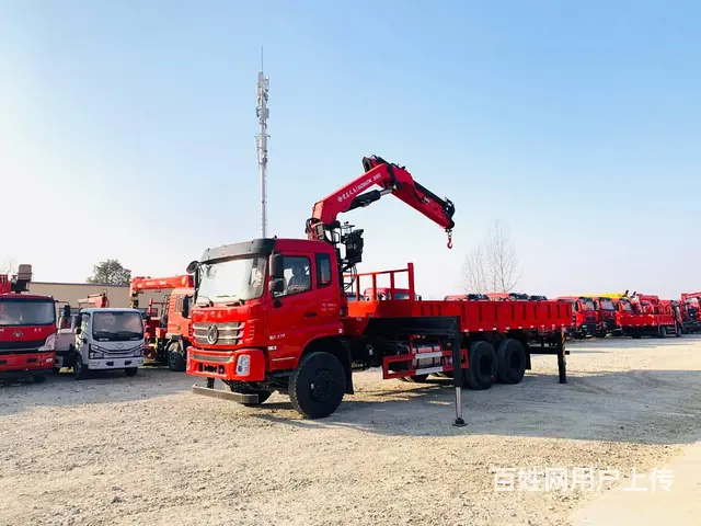 270马力后八轮配15吨折臂随车吊分期付款价格 - 图片 9