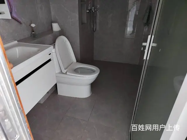 珠海体育中心摩天办公 恒大天玺70-156㎡复式精装洗手间 - 图片 6