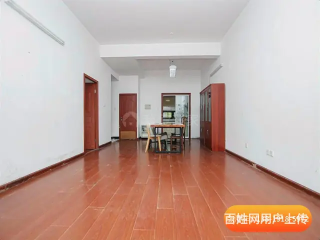 市排屋，沿河位置，闹中取静，五房四卫，有院子有露台 - 图片 1