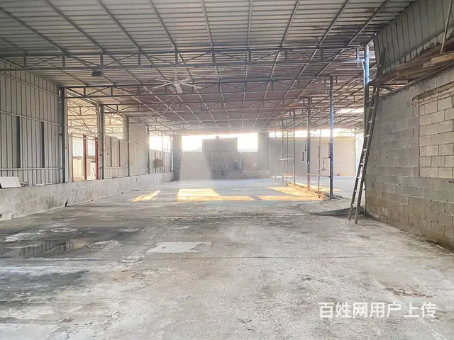(房东直租)劳动路与东六路交叉口900平厂房出租，带排气扇 - 图片 5