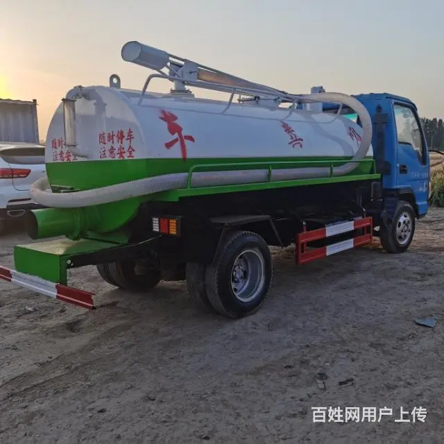 三轮吸粪车，小型吸粪车二手，二手吸粪车价格 - 图片 4