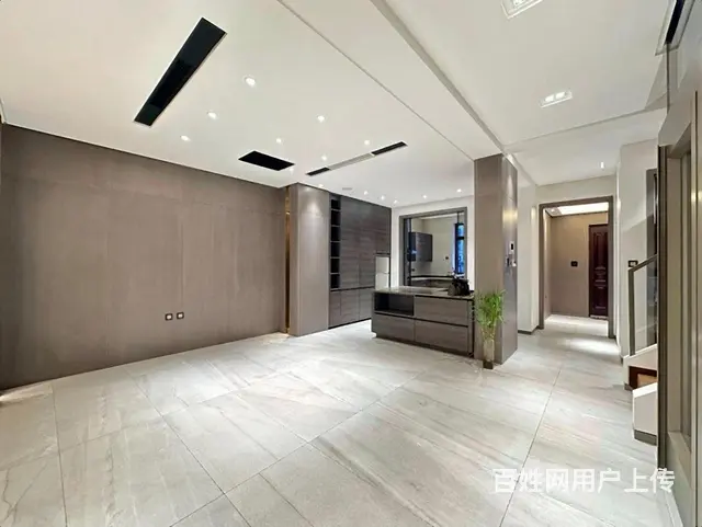天鹅湾赫郡别墅 600米 6室3厅6卫私家双车位 带前后花园 - 图片 4
