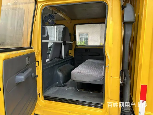 精品 2013年工程黄五十铃4K双排双轮3米3车厢 - 图片 7