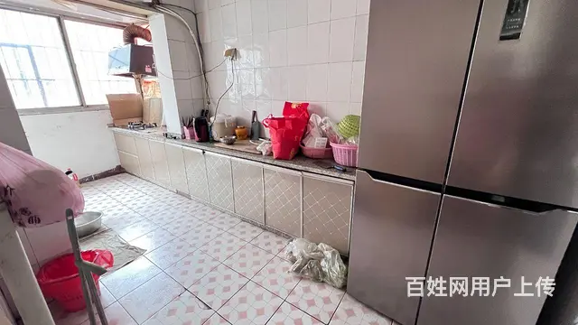公园附近大三室，有燃气，拎包入住可过户 - 图片 7