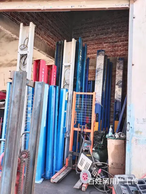 二手四轮定位机洗车机钣金工具 拆胎机平衡机 举升机 - 图片 9
