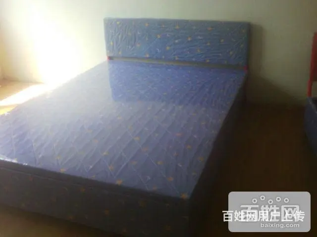 长期低价出售全新双人床 - 图片 1