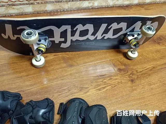 全新滑板出售 - 图片 1