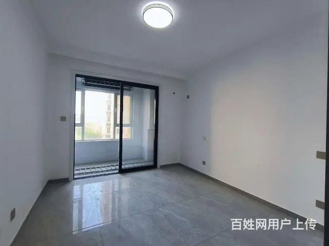 聚恒名都，三室两厅，精装未住，122平，68万， - 图片 2