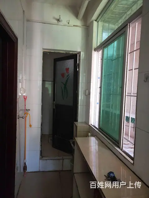 博爱商城斜对面园内里，空气流通采光良好，缺点没地方停放电动车 - 图片 2