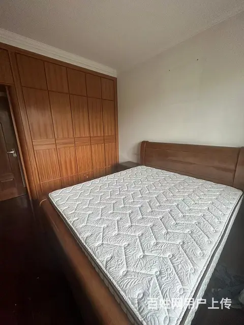 城中心新世纪花园排屋198平5房2卫带两车位拎包入住安静舒适 - 图片 1