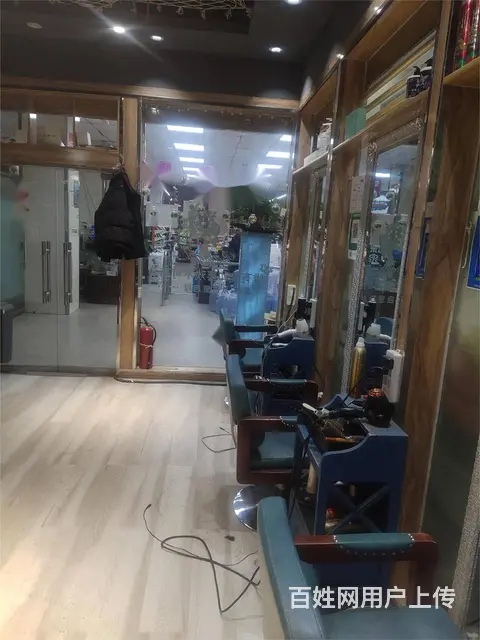 1006职业技术学校档口美发店可整转可空转 - 图片 2