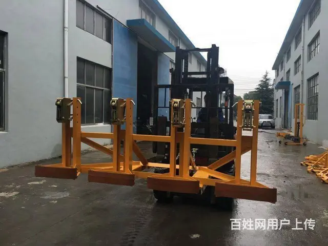简易油桶搬运车叉车鹰嘴夹具油桶吊具油桶夹油桶倒料车 - 图片 1