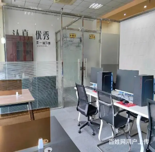 房东直租 兆丰路地铁口 110平办公出租 精装带办公家具 - 图片 5