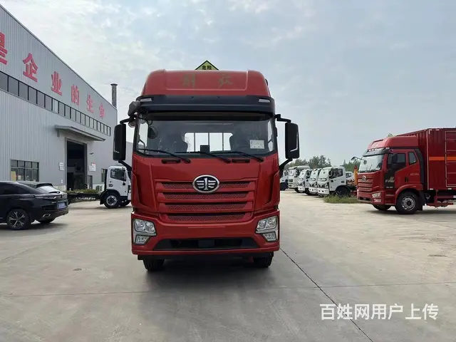 厂家直销解放小三轴9.6米气瓶运输车 现车低价处理 - 图片 2