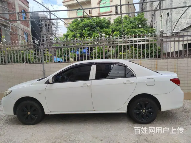 比亚迪L3 2012款 1.5 手动 尊贵型 - 图片 1