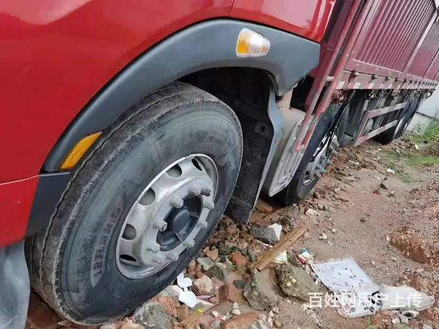 载货车前四后八高栏350马力东风柳汽乘龙H7 - 图片 3