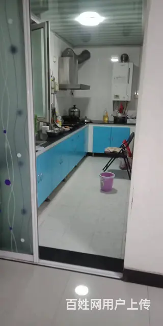 吐鲁番高昌区同兴小区 普通住宅1厅 简单装修 - 图片 1