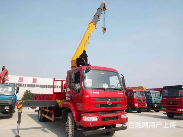 东风柳汽徐工8吨随车吊厂家13797888598 - 图片 4