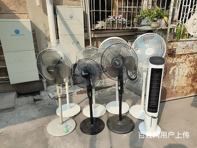 民宿倒闭处理几台立式挂式空调冰箱洗衣机等电器 - 图片 7