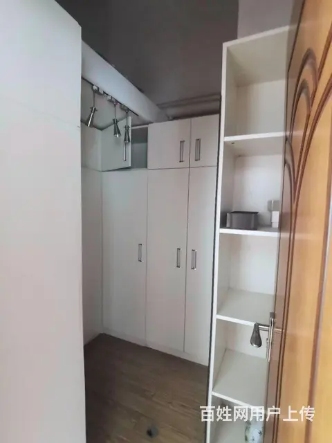路馨小区 金路苑5房 精装修别墅 出售 带花园 屋 - 图片 11
