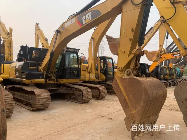 低价急售精品二手挖掘机卡特323D2，动力十足不贵 - 图片 5