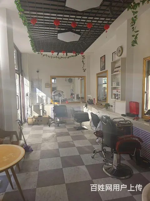 美发店，可住，有卫生间 - 图片 3