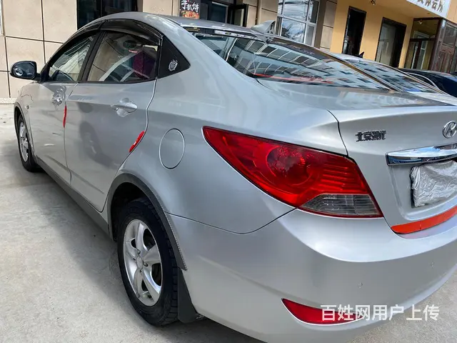 现代 瑞纳 2010款 瑞纳-三厢 1.4 手动 GS 舒适 - 图片 4
