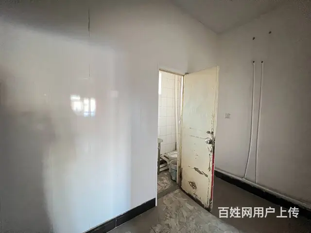 1113   昆区火车站附近底店房东直租 可经营任何行业 - 图片 7