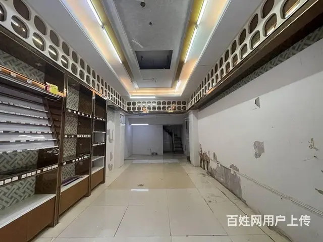 （51旺铺推荐）第一市场红旗街50平铺面出租（带阁楼 - 图片 3