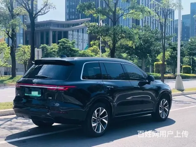 理想ONE 2020款 1.2T 增程6座版 - 图片 12