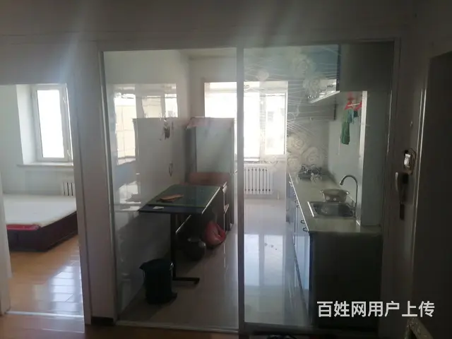 临近21中交通方便，超市银行学校配套设施完备。 - 图片 6