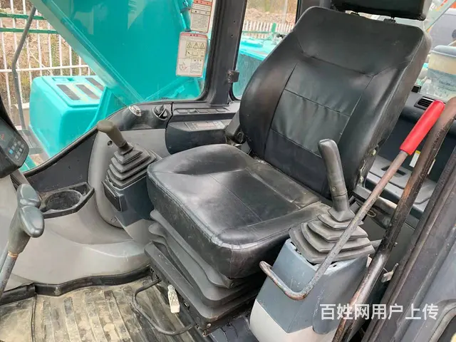 低价转让二手挖掘机神钢200超8手续全质保两年包送 - 图片 9
