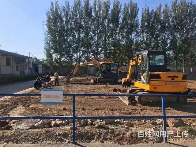 叉车培训学校学电焊培训学校二保焊培训多少钱挖掘机培 - 图片 10