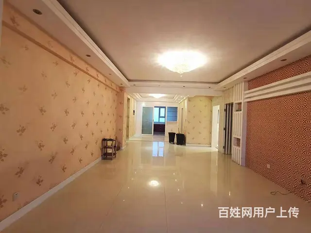 大三室首7W好房电梯大房随时看房！ - 图片 4