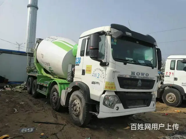 17年二手豪沃轻量化搅拌车 340马力 大12方 - 图片 1
