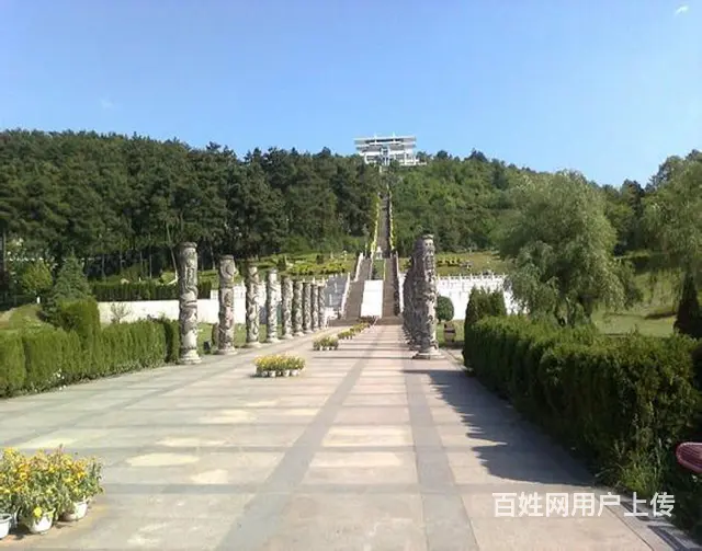 乌鲁木齐米泉市北郊公墓,现代化花园式公墓,环境宜人 - 图片 3
