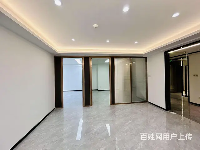 黄边地铁龙禧中心精装办公室3个房间加30人工区免费 - 图片 1