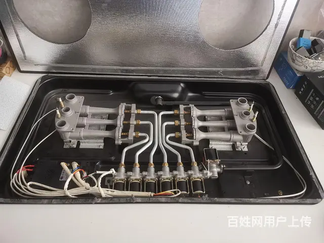热水器漏水，灶具不点火维修 - 图片 2