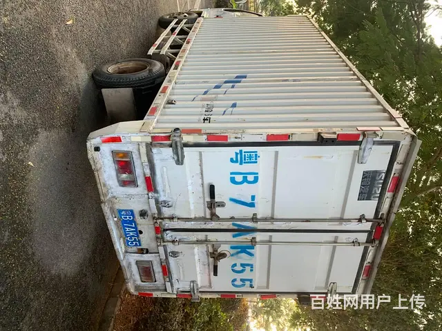 2010年3月，单排4.2米五十铃箱车，车况极品 - 图片 4