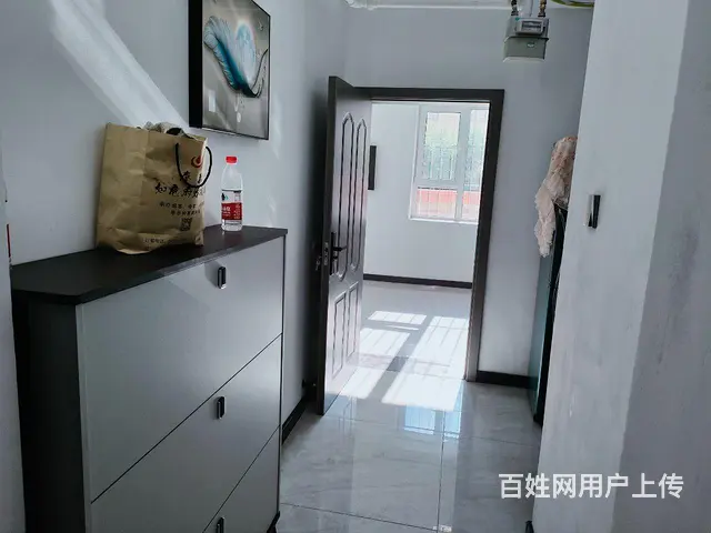 整租，年租 - 图片 1
