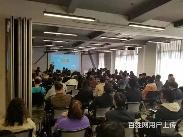 全国提供主持人礼仪摄影摄像小丑生日气球小丑化妆师 - 图片 4