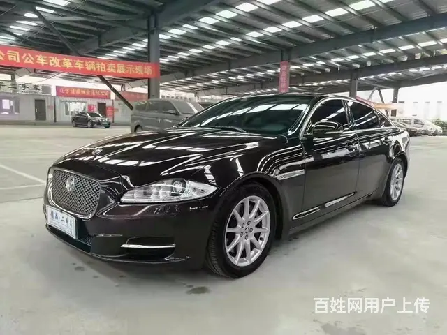 捷豹XJ 2013款 XJL 2.0T 手自一体 典雅商务版 - 图片 1
