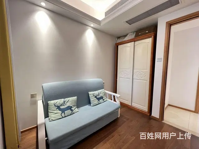 杨春湖地铁口 大落地窗~采光巨好~可居家 武汉站旁 - 图片 8