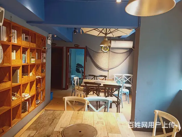 《易转》客流集中居民社区商业街知名品牌老生意餐饮店转让！ - 图片 3