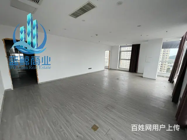 万达旁香榭大厦350平高层南向落地窗 - 图片 1