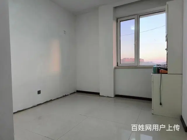 香山美墅，15楼，西明厅，85平，29万 - 图片 5