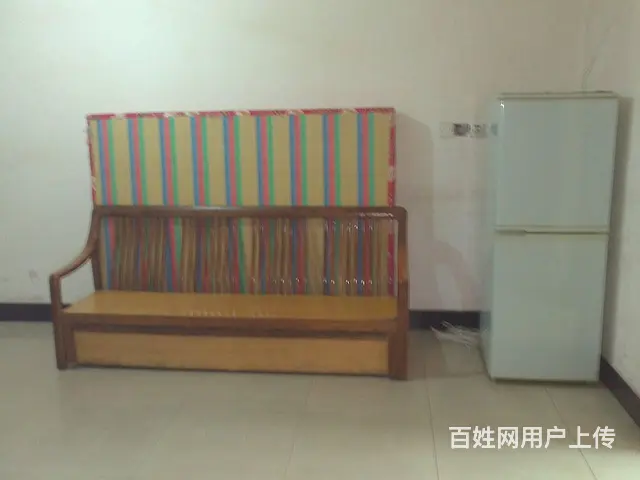 中山北路华程医院附近2室1厅装修好家具家电齐全月租650 - 图片 4
